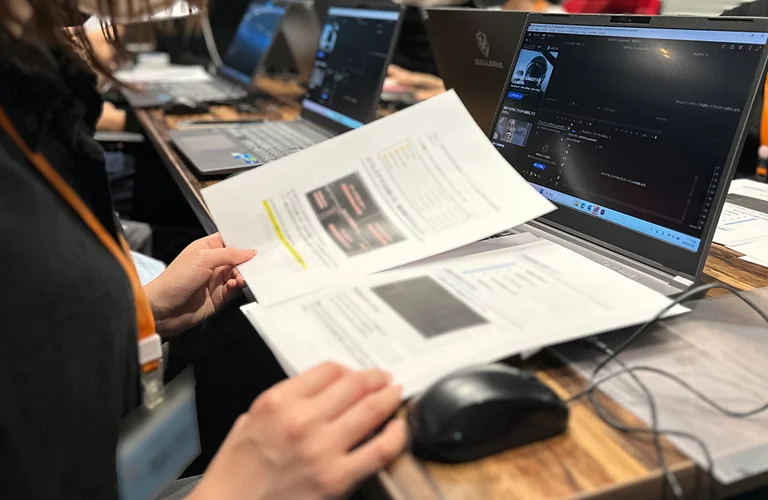 Adobe Premiere Proを使用した動画制作に関するIT研修（全8回）を実施しました。